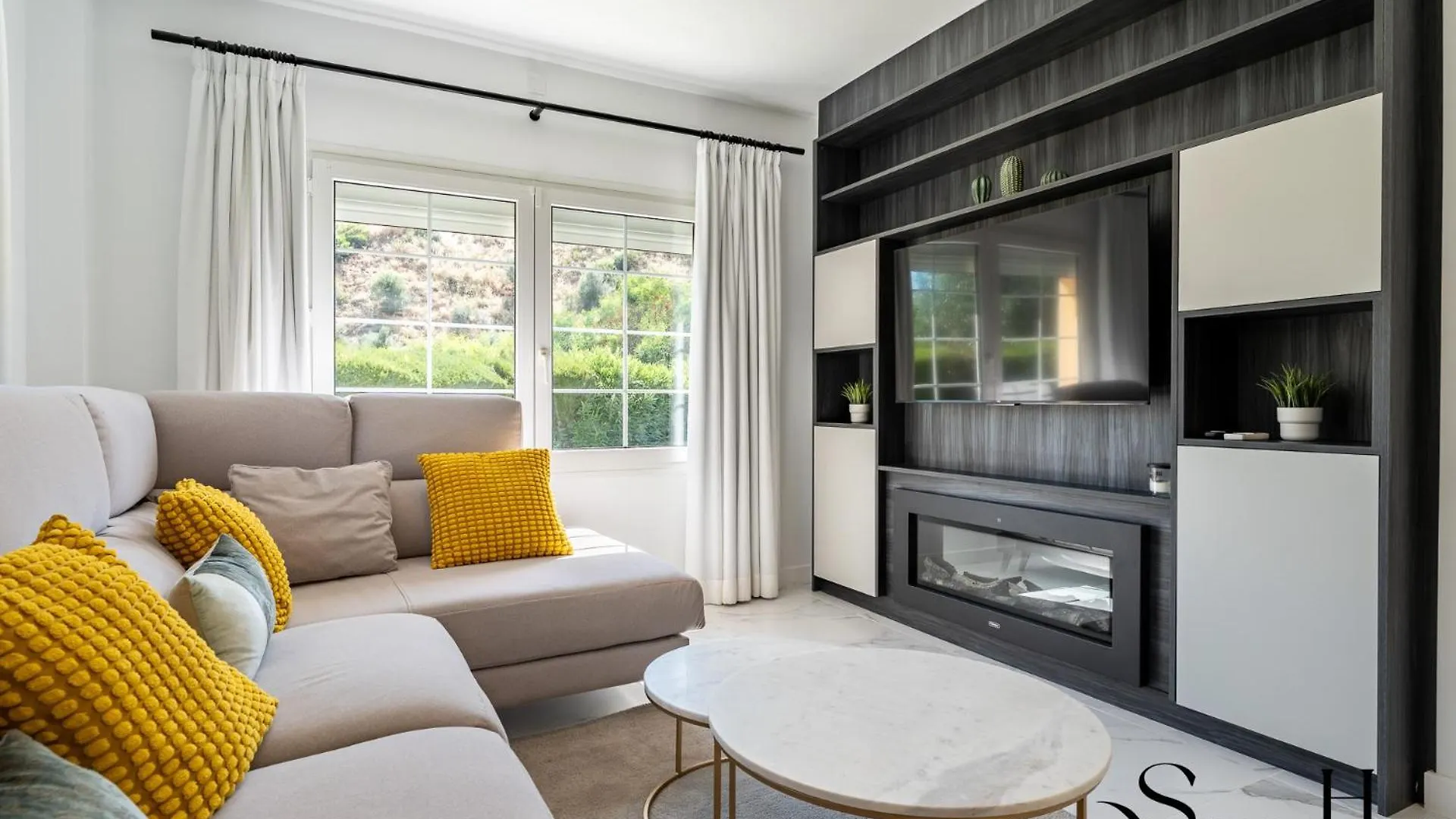 Nyaraló Peaceful Lux, 3 Bed Townhouse 10 Min To The Beach Mijas Costa